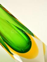 Muránói gyémánt váza, több rétegű, csiszolt, hibátlan, jelzés nélkül, m:20,5 cm