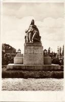 Csongrád katonai emlékmű