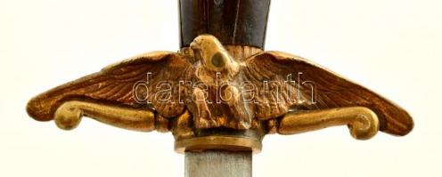 cca 1930-1944 Repülőstiszti dísztőr, fa markolattal, Turult ábrázoló réz rátéttel, címeres réz hüvel...