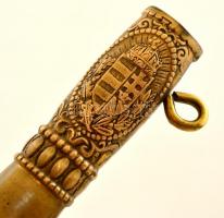 cca 1930-1944 Repülőstiszti dísztőr, fa markolattal, Turult ábrázoló réz rátéttel, címeres réz hüvel...