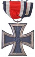 Német Harmadik. Birodalom 1939. &quot;II. Osztályú Vaskereszt&quot; kitüntetés, gyártói jelzés nélkül, sérült mellszalaggal T:2 German Third Reich 1939. &quot;Iron Cross II. Class&quot; decoration without maker&#039;s mark and with damaged ribbon  C:XF