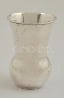 Ezüst(Ag) kis vázácska, kis sérüléssel, jelzett, m: 7,3 cm, nettó: 62,7 g