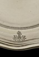 Ezüst(Ag) címeres tálka, jelzett, d: 8,8 cm, nettó: 34,1 g