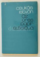 Csukás István: Az üres papír elégiája. Bp., 1980, Szépirodalmi Könyvkiadó. Kiadói kartonált papírkötésben, papír védőborítóval. A szerző által dedikált példány!