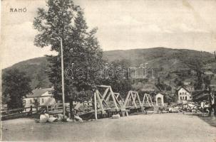 Rahó, Rakhiv; utcakép híddal / street view with bridge (EK)