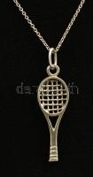 Ezüst(Ag) lánc teniszütő medállal, jelzett, h: 38 cm, nettó:  2,2 g