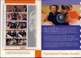 Hollandia 2004. "Prinses Amalia" Amália hercegnő megkeresztelésének alkalmából kiadott emléklap Ag emlékéremmel és bélyeg kisívvel T:BU
