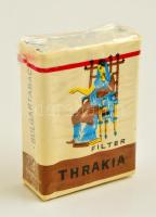 Thrakia retró bolgár cigaretta bontatlan csomagolásban, sérült fóliával