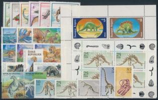 Őslény motívum 1990-1994 4 klf sor + 2 klf kisív + 1 pár Paleontology 1990-1994 4 sets + 2 mini shee...