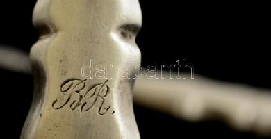 Antik ezüst (Ag.) nyelű kés+villa, jelzett, mesterjeggyel, "B. R." monogrammal, h: 17 ill....