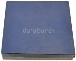 Ligeti Erika (1934-2004) 1975. "A Szocialista Magyar Gyógyszerellátásért 1950-1975" kétold...