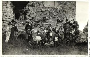 Torda, Turda; Szent György vára / castle ruins. group photo "Central-Foto 2407"