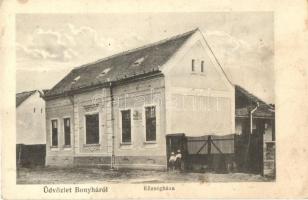 Bonyha, Szászbonyha, Bahnea; Községháza. Lang Henrik felvétele, a fogyasztási szövetkezet kiadása / town hall (EK)