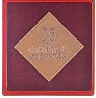 1988. "Magyar Villamos Művek Tröszt 1963-1988 / 25 év az iparág szolgálatában" Br emlékére...