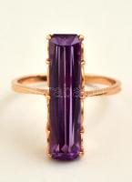 Arany (Au.) 14 k  gyűrű korund kővel, jelzett (szovjet), méret: 63, bruttó: 5 g