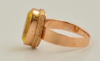 Arany (Au.) 14 k  gyűrű citrin kővel, jelzett (szovjet), méret: 63, bruttó: 6 g