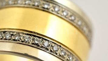 14 K fehérarany gyűrű 81 db kisebb briliánssal . 0,65Ct W/Vsi. 15,31 g. Jelzett, tanúsítvánnyal / Wh...