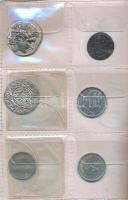 38db-os vegyes fémpénz és emlékérem tétel kis albumban, benne 2db hamis érme T:vegyes
38pcs of vari...