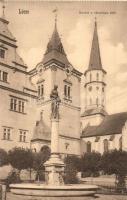 Lőcse, Levoca; Díszkút a városháza előtt.  képeslapfüzetből / fountain, city hall. from postcard booklet (EK)