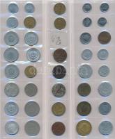 119db-os vegyes magyar és külföldi fémpénz tétel berakóban, közte Magyarország, Románia, Csehszlovák...
