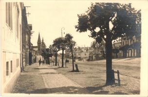 Szászrégen, Reghin; Kereszt utca, templomok / street, churches. Georg Heiter photo