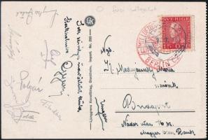 cca 1930 Futballcsapat tagjainak aláírása Svédországból Mednyánszky Máriának hazaküldött képeslapon (Lyka Antal, Titkos Pál, Toldi Géza, Sárossy György, Cseh, Polgár, Mándi Gyula)