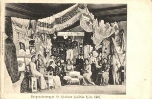 1903 Igló, Iglau, Spisská Nová Ves; Szepes vármegyei női kéziipar kiállítás. csoportkép, Fényképész Matz G. / Womens crafts industry exhibition (EK)