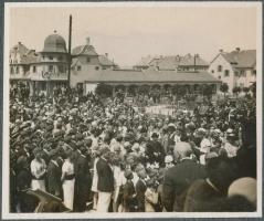 1928 Dunakeszi, MÁV Dunakeszi Főműhelyének zászlószentelése, 14 db fénykép, albumba ragasztva, Platz...