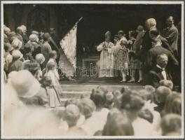 1928 Dunakeszi, MÁV Dunakeszi Főműhelyének zászlószentelése, 14 db fénykép, albumba ragasztva, Platz...