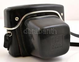 Pentacon Praktica MTL 3 fényképezőgép, Pentacon auto 1,8/50 objektívvel, eredeti tokjában, kissé vis...