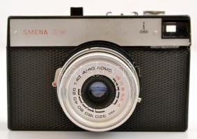 2 db fényképezőgép: Smena 8M eredeti tokjában, Everflash