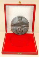 1986. "Gyulai Húskombinát" nagyalakú Br emlékplakett T:1 Díszdobozban!