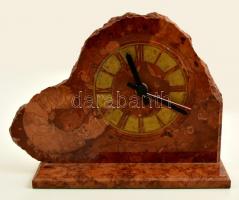 Márvány asztali óra fosszíliával, működik (elem nélkül) 16×21 cm