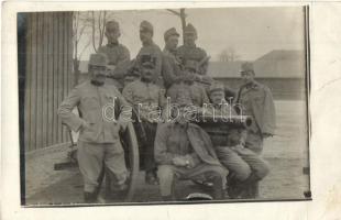 1915 Budapest, I. világháborús osztrák-magyar tüzérek ágyúval / WWI K.u.K. artillerymen with cannon. photo (b)