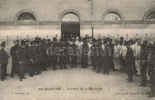 Több mnit 200 darabos MILITARIA képeslaptétel jobbakkal, sok első világháborús lappal