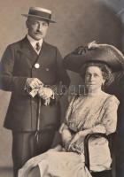 cca 1910 Max von Thun grófot és családját ábrázoló fotó gyűjtemény, összesen 25 db fotólap, részben ...