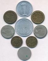 9db-os zseton és bárca tétel, közte "KSM SÖR", "BKV", "FŐVÁROSI CSATORNÁZÁS...