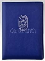 1978. "Labdarúgó VB Argentina" peremén jelzett, stadion formájú Ag plakett eredeti műbőr t...