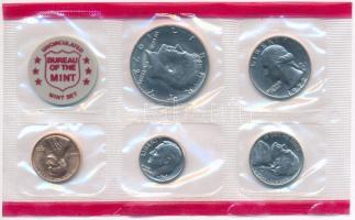 Amerikai Egyesült Államok 1972D 1c-1/2$ 6xklf db lezárt fóliatokban T:1  USA 1972D 1 Cent - 1/2 Dollar 6xdiff pcs in set in foil packing C:UNC