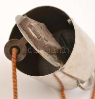 Fém henger alakú persely, kulccsal, m: 6,5 cm, d: 7 cm