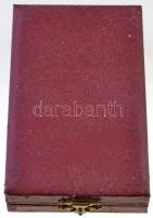 1985. "A Munka Érdemrend" bronz fokozata, zománcozott Br kitüntetés szalagon, miniatűrrel ...