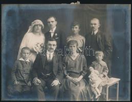 cca 1930-1940 3 db fénykép összejövetelekről, eseményekről, 2 db hátulján pecséttel jelzett, 17×23 c...