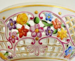 Herendi nagy bonbonier, kézzel festett, jelzett (koronás), hibátlan, az alsó és felső rész különböző...