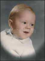 cca 1960 Színezett gyermekfotók, 2 db vintage fotó Demeter Sándor szentesi fényképész hagyatékából, ...