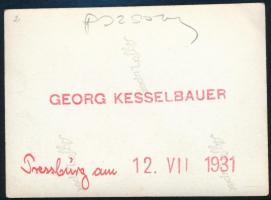 1931 Zeppelin léghajó Pozsony felett, fotó, hátulján feliratozva, pecséttel jelzett, 6×8 cm /

193...