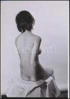 cca 1974 Esküvő előtt, szolidan erotikus fényképek, 4 db vintage negatívról készült mai nagyítások, ...