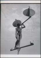 cca 1974 Bugyi nélkül bármi lehetséges, szolidan erotikus fényképek, 4 db vintage negatívról készült...