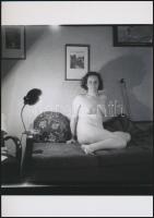 cca 1973 Ismerkedés az élet lényegével, szolidan erotikus fényképek, 4 db vintage negatívról készült...