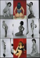 cca 1977 Szolidan erotikus fényképek maxi tétele, 33 db vintage negatívról készült mai nagyítások, 9x13 cm / 33 erotic photos, 9x13 cm