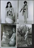 cca 1972 Szép leányok csupasz bája, szolidan erotikus fényképek, 13 db vintage negatívról készült mai nagyítások, 13x18 cm / 13 erotic photos, 13x18 cm